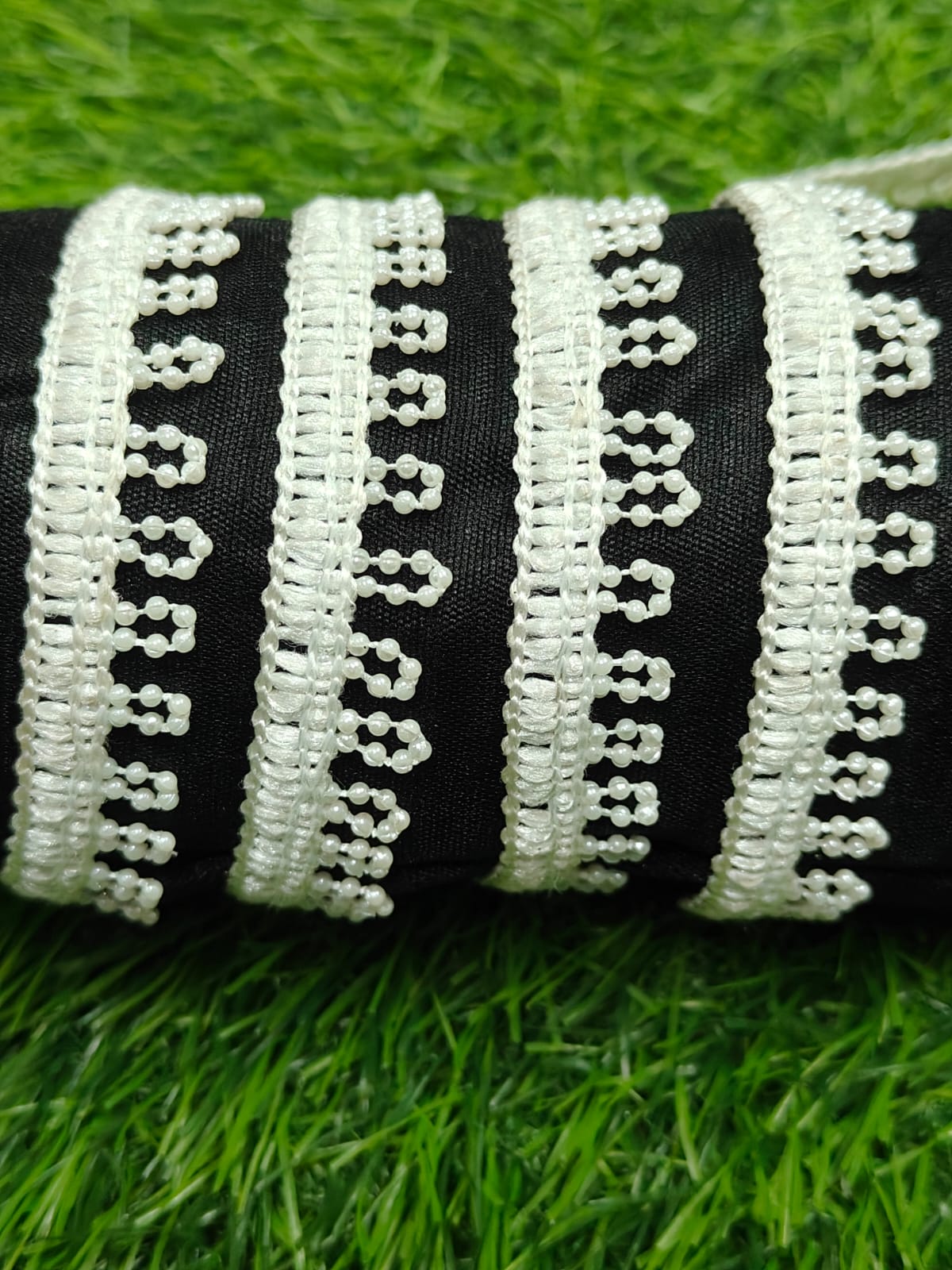 New White Moti Lace In 9 Meters Length. - Image 2