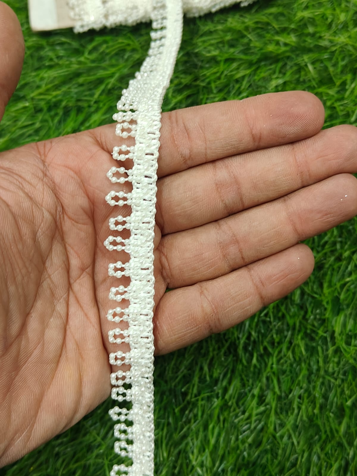 New White Moti Lace In 9 Meters Length. - Image 6