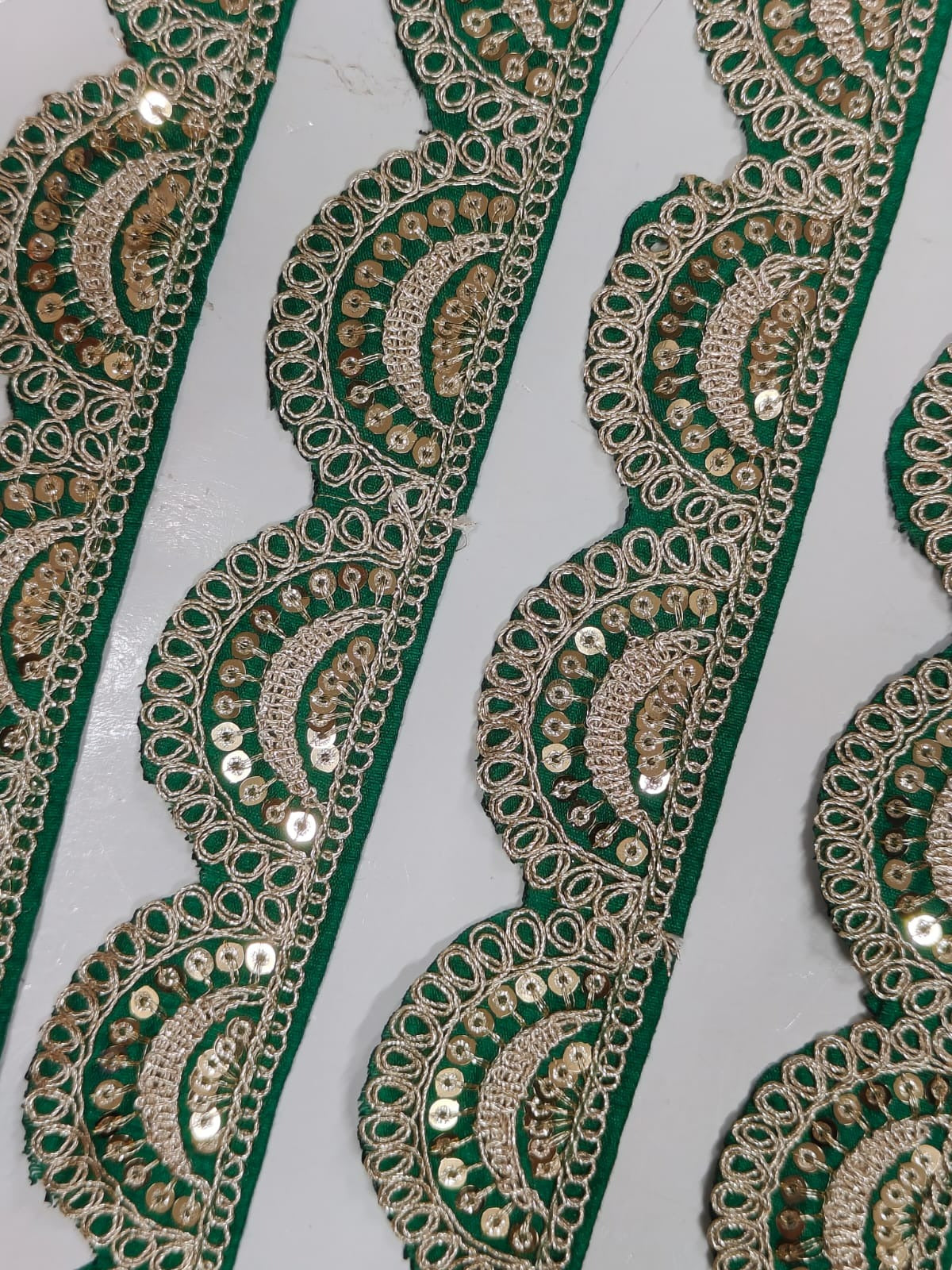JOLLY COUNTER PRESANT A NEW EMBRODARY GREEN COLOR LACE IN 1.5 INCH SIZE AND 9 METTER LENGTH - Image 3