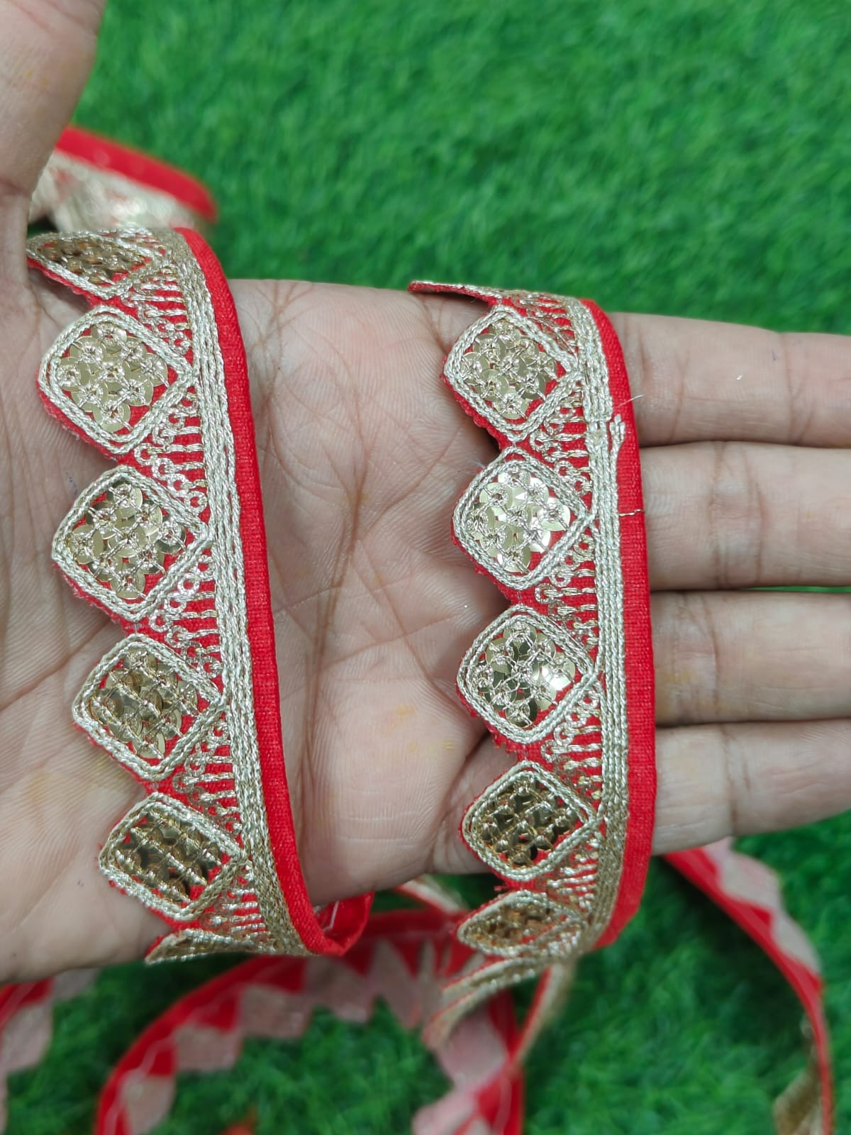 JOLLY COUNTER PRESANT A NEW LACE IN EMBRODARY WITH SEQUANCE IN RED COLOR AND 1.25 INCH SIZE IN 9 MEETER LENGTH. - Image 4