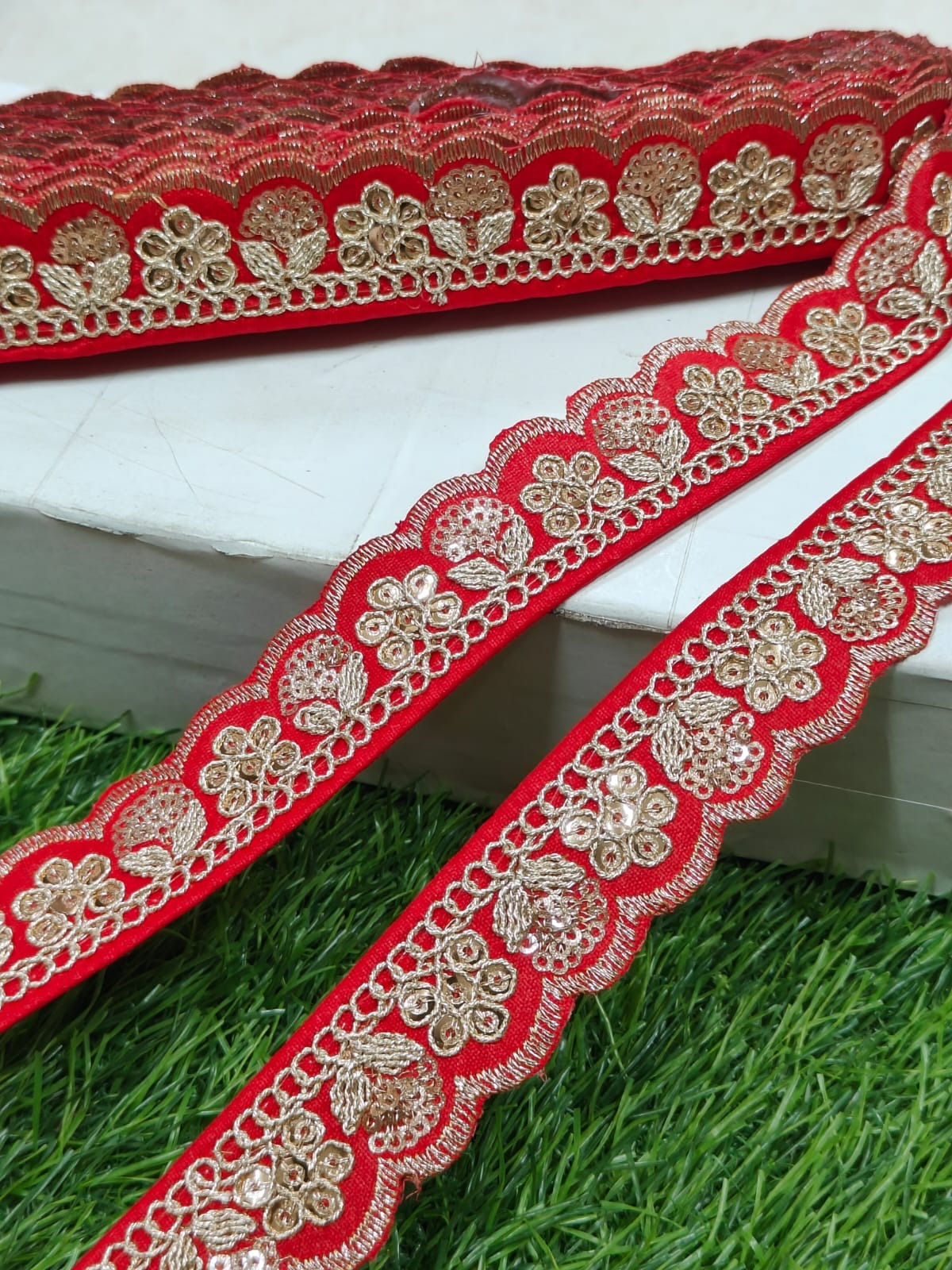 JOLLY COUNTER PRESANT A NEW LACE IN EMBRODARY WITH SEQUANCE IN RED COLOR AND 1.25 INCH SIZE IN 9 MEETER LENGTH. - Image 6