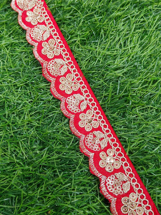 JOLLY COUNTER PRESANT A NEW LACE IN EMBRODARY WITH SEQUANCE IN RED COLOR AND 1.25 INCH SIZE IN 9 MEETER LENGTH. - Image 1