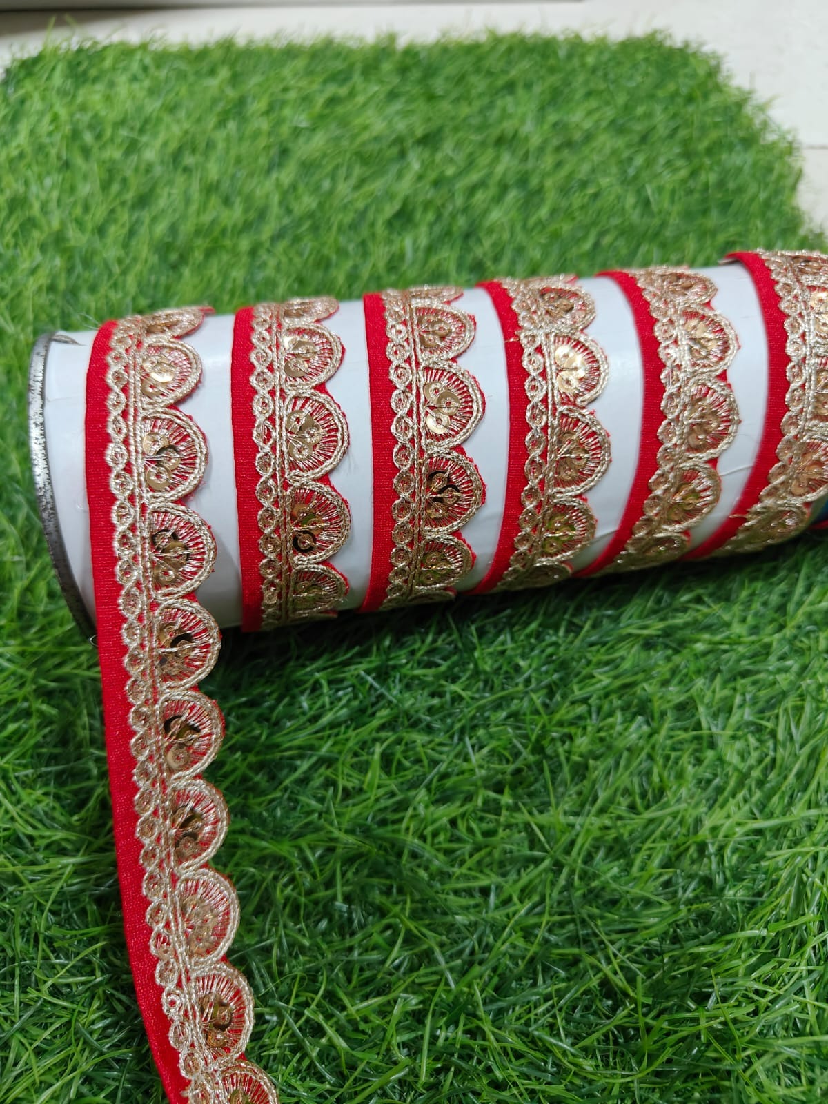 JOLLY COUNTER PRESANT A NEW LACE IN EMBRODARY WITH SEQUANCE IN RED COLOR AND 1 INCH SIZE IN 9 MEETER LENGTH. - Image 2